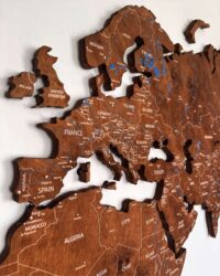 Farbige Weltkarte aus Holz Walnuss 1